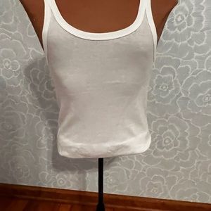 women’s small white tank American eagle never worn tags still on it.